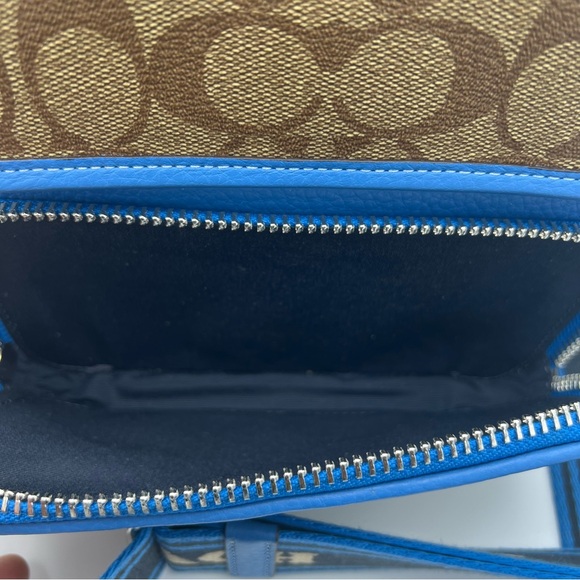 Coach Blue and Brown Bag - Picture 4 of 7